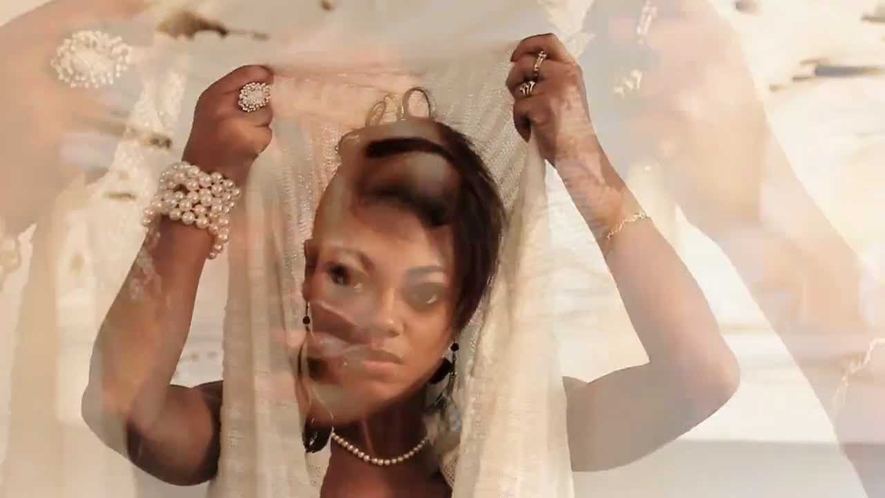 Miki Debrouya - LOVE AW (CLIP OFFICIEL)