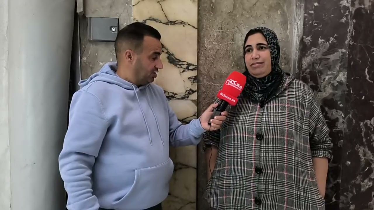 مطلقة وعندها 40 سنة و ثلاثة الأولاد ماساكنينش معاها كاتقلب على راجل في الحلال يكون حنين وبوكوص