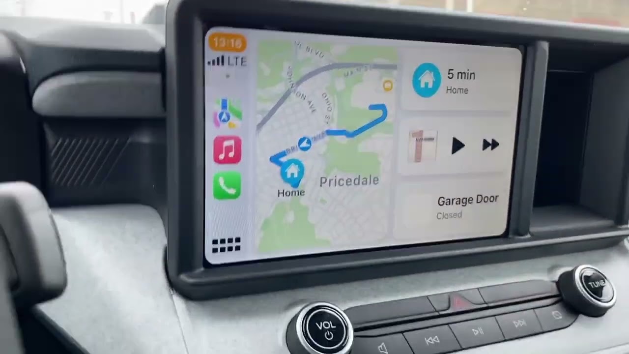 CarPlay MyQ onscreen garage door opener