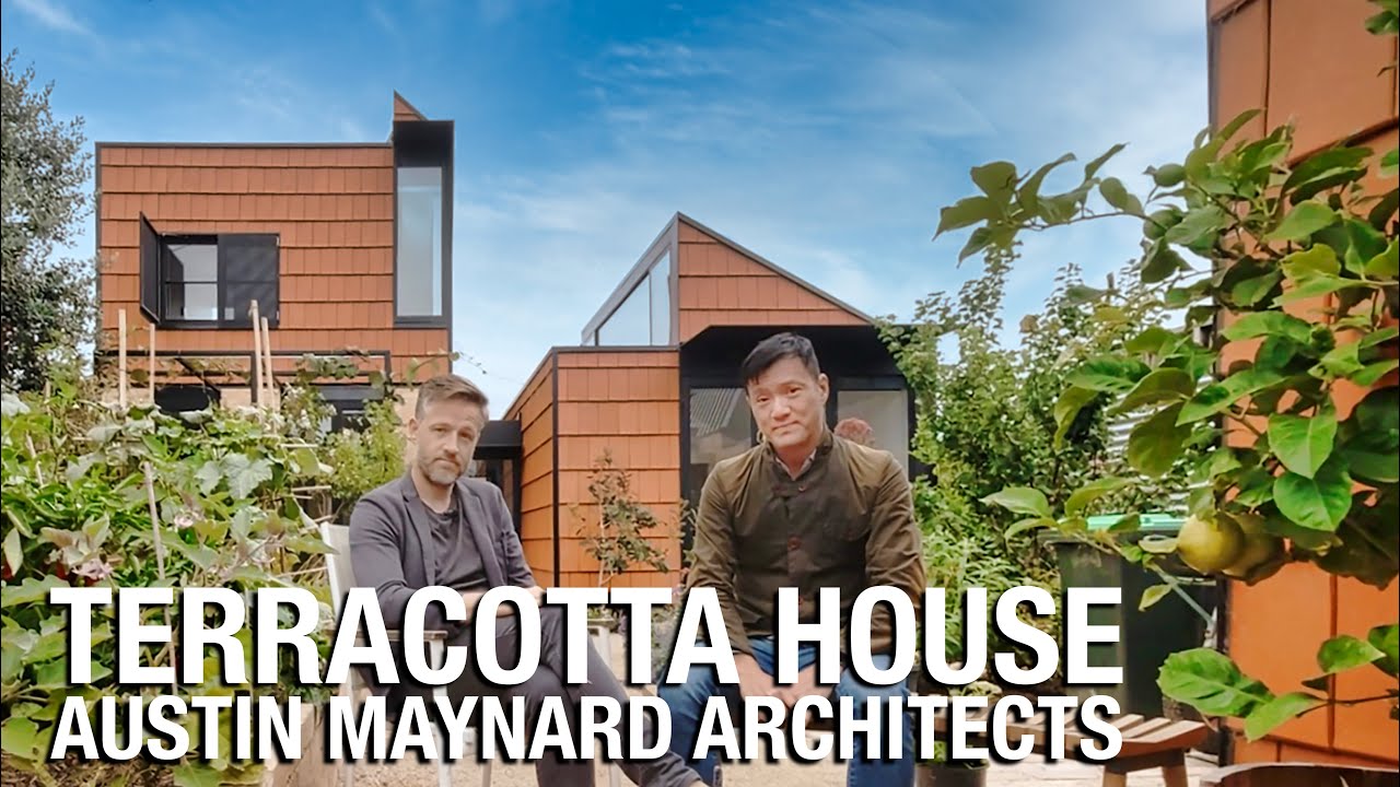 Фермерский дом для нескольких поколений в городе | Терракотовый дом от Austin Maynard Architects