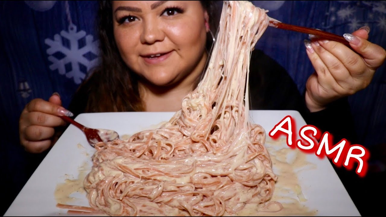 CHEESY CREAMY ALFREDO ASMR MUKBANG
