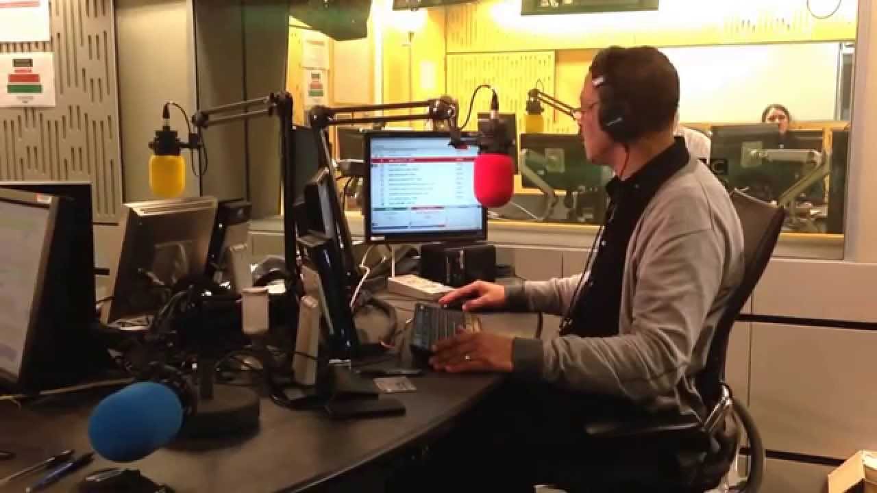Focus on Africa:  Watch the presenter behind the scenes
