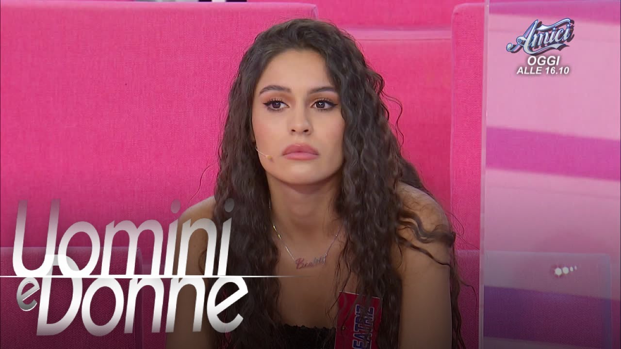 Uomini e Donne, Trono Classico - Beatriz abbandona lo studio