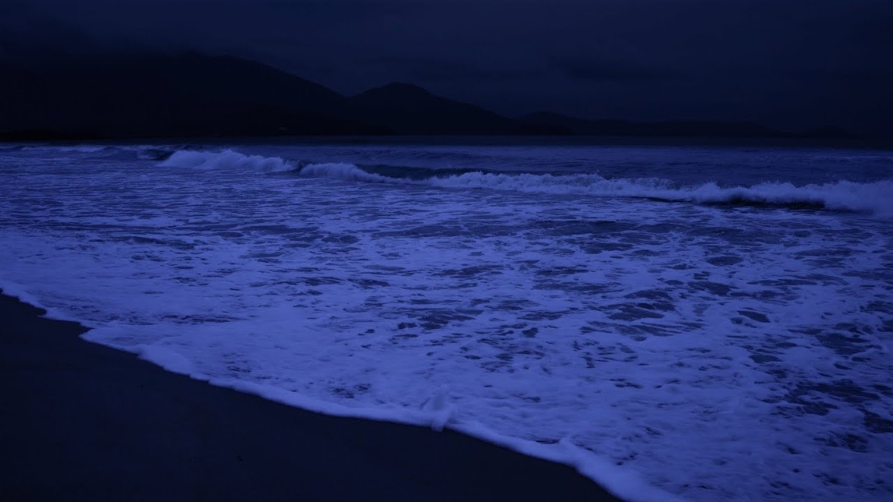 INSTANT CALMING BY LISTENING TO WAVES CRASHING 🌊 Gentle Ocean Sounds For Sleeping