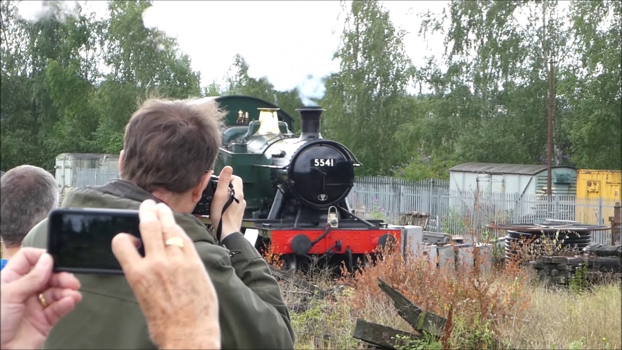 2-6-2T Prairie Tank Locomotive No.5541 on the Dean Forest Railway, Lydney, Gloucestershire