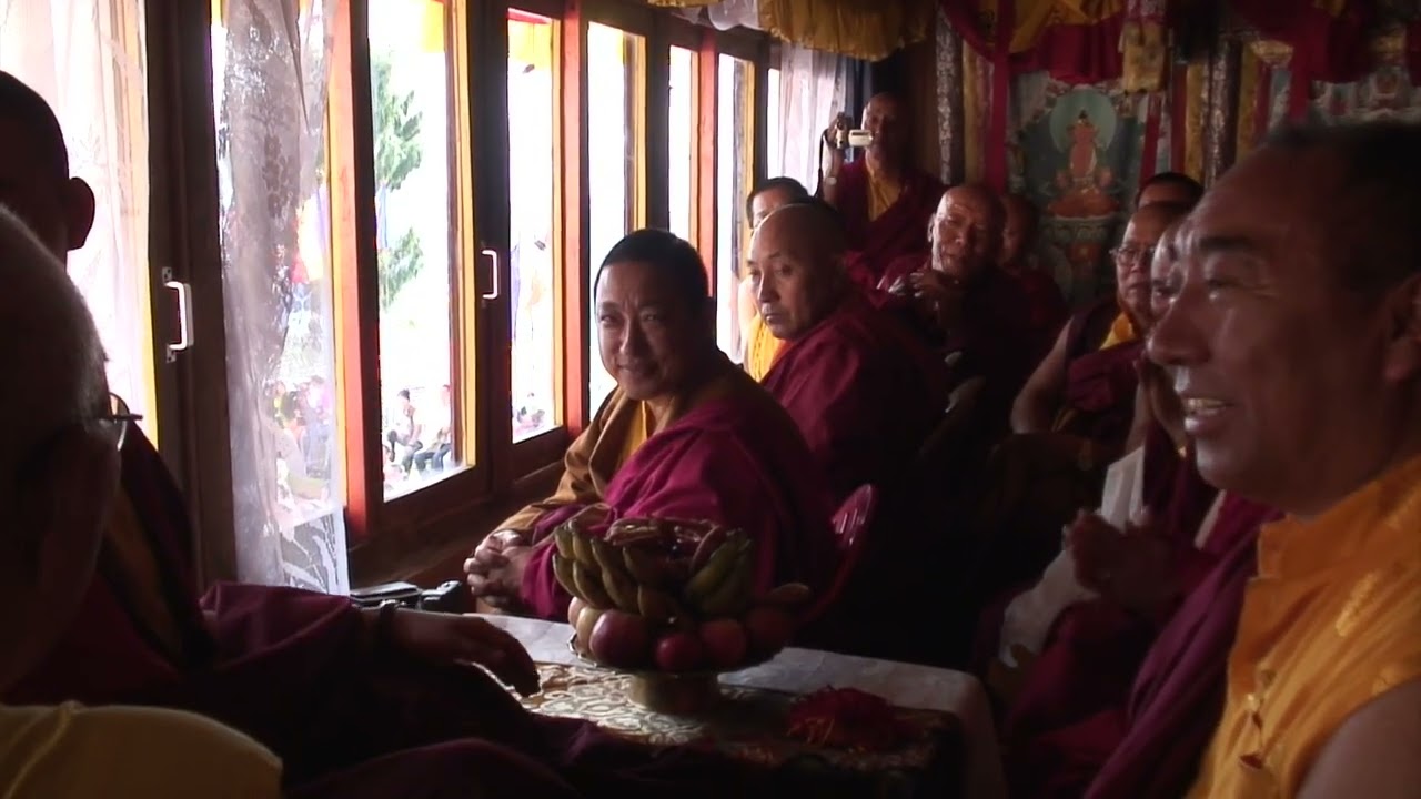 KYABJE KALU RINPOCHE 