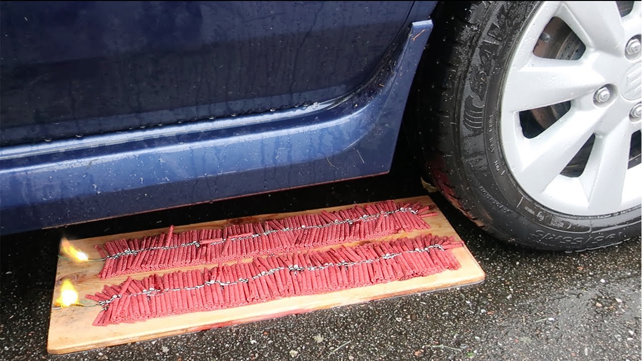 1000 FIRECRACKERS vs CAR