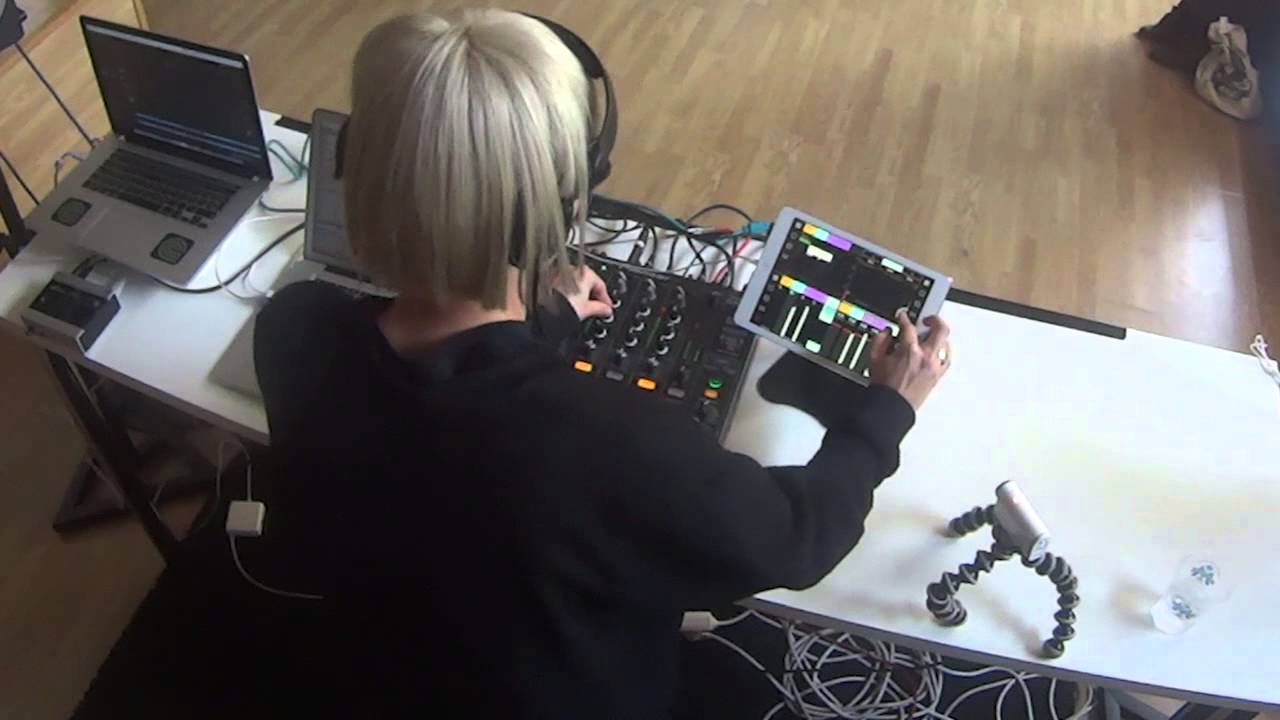 Conductr Transmissions #1: Cora Novoa (full set)