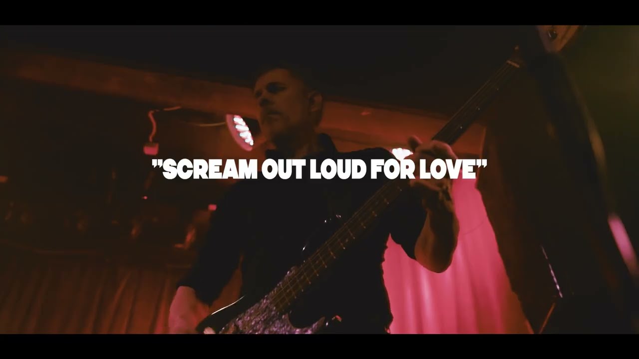 Sweatmaster: Scream Out Loud For Love (Live)