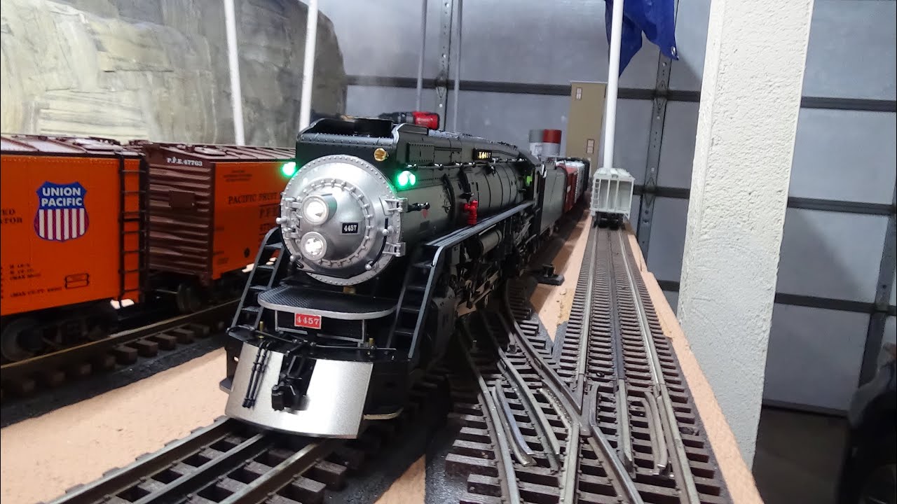 Lionel Vision Line Black Southern Pacific GS-4 Freight Set Unboxing and Review