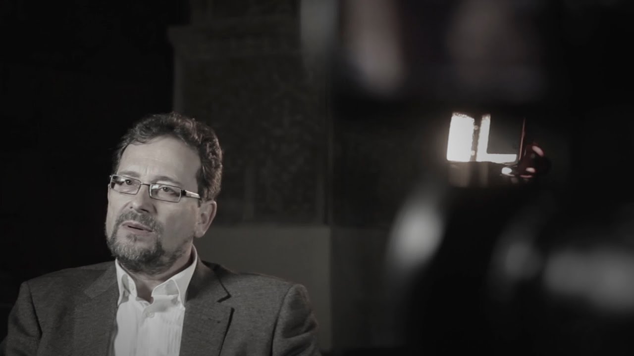 MIRADAS JULIO PORRES