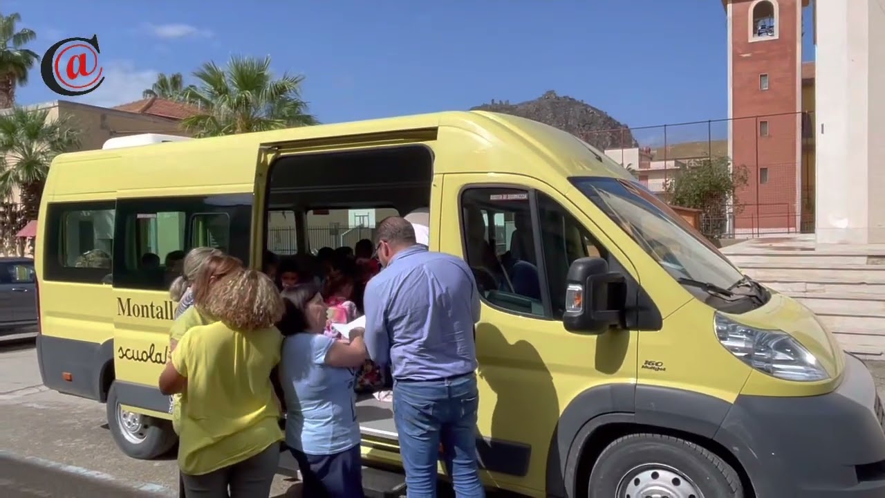 Manca l'autista dello scuolabus a Montallegro, sar&agrave; il sindaco ad accompagnare i bimbi a scuola