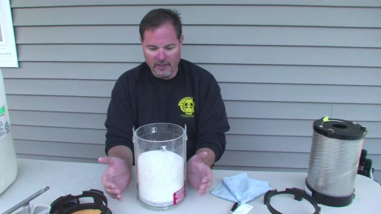 Filling your Megalodon Axial Scrubber with Leon Scamahorn
