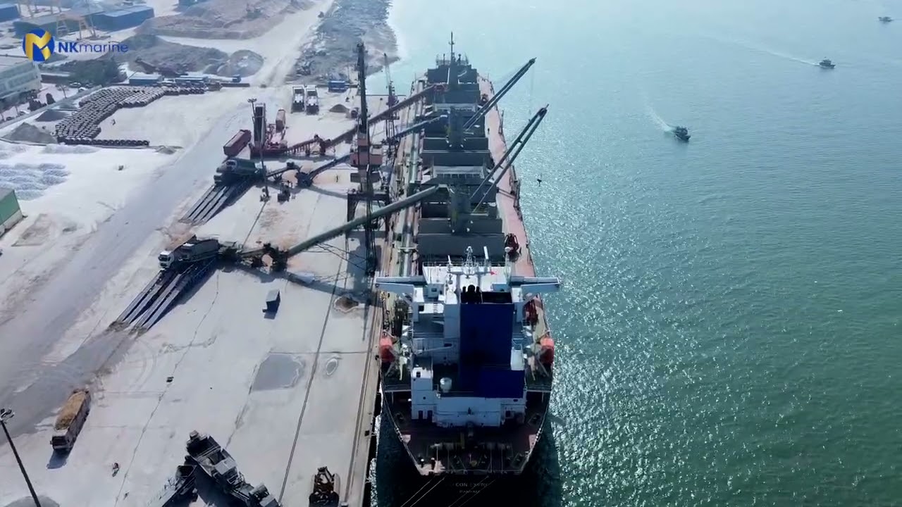 MV FALCON EXPRESS LOADING 40528 MT WOODCHIP AT PTSC PORT