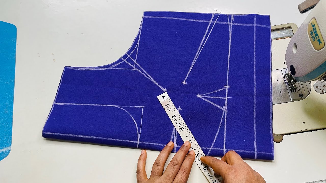 Four Tucks Blouse Cutting Easy Method | 4 Tuck Blouse Cutting Simple Method