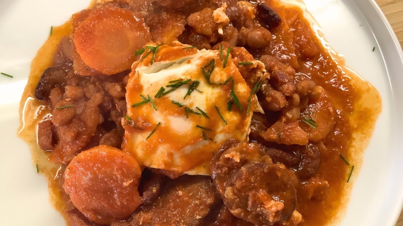 Receita Rápida e Saborosa de Feijão Manteiga Guisado com Chouriço