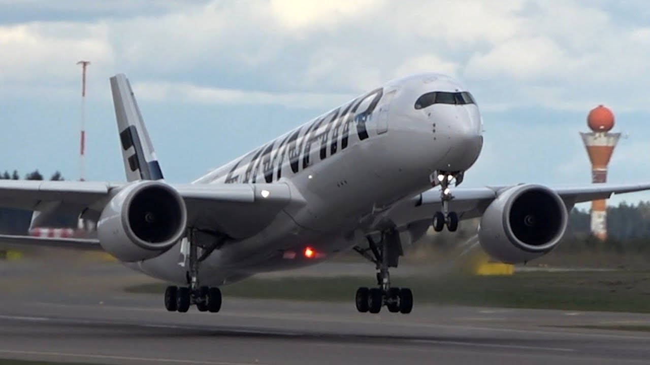 Plane Spotting Helsinki Vantaa Airport