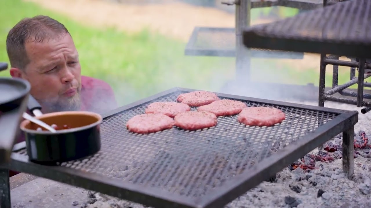 Summer Burger with Wild Strawberry Sauce by Ray Scott