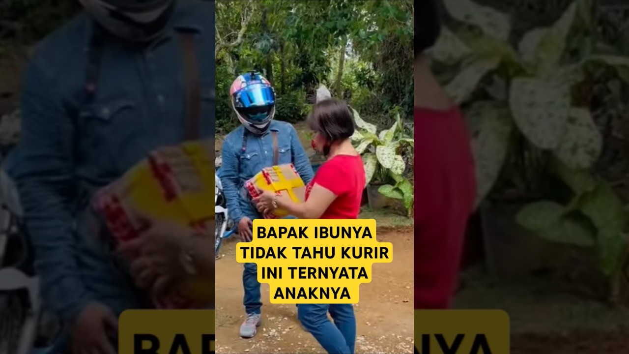 momen haru anak rantau pulang kampung beri kejutan nyamar jadi kurir