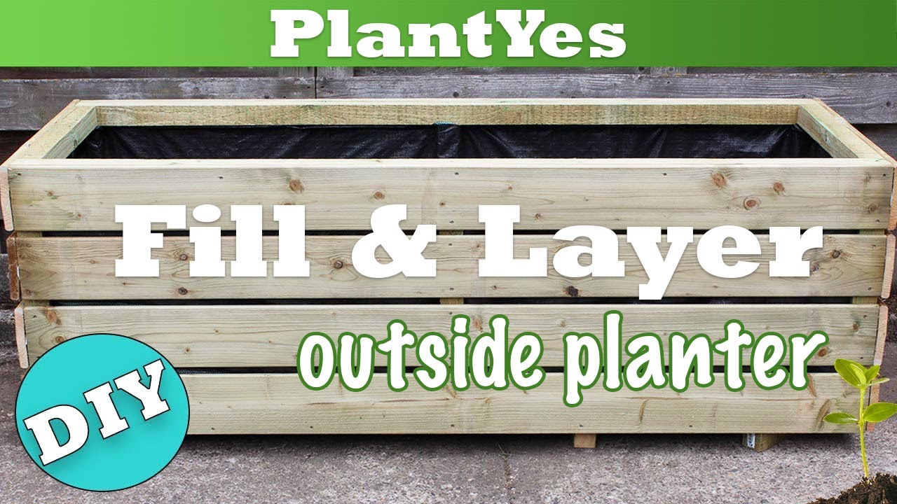[DIY] How To Fill & Layer Soil In an Outside Raised Planter For Optimal Plant Growth 🌱