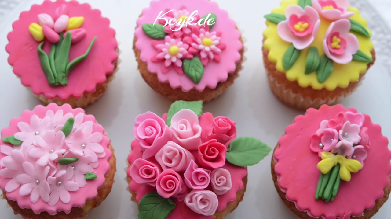 Fondant flowers - floral cupcake toppers for Mothers Day