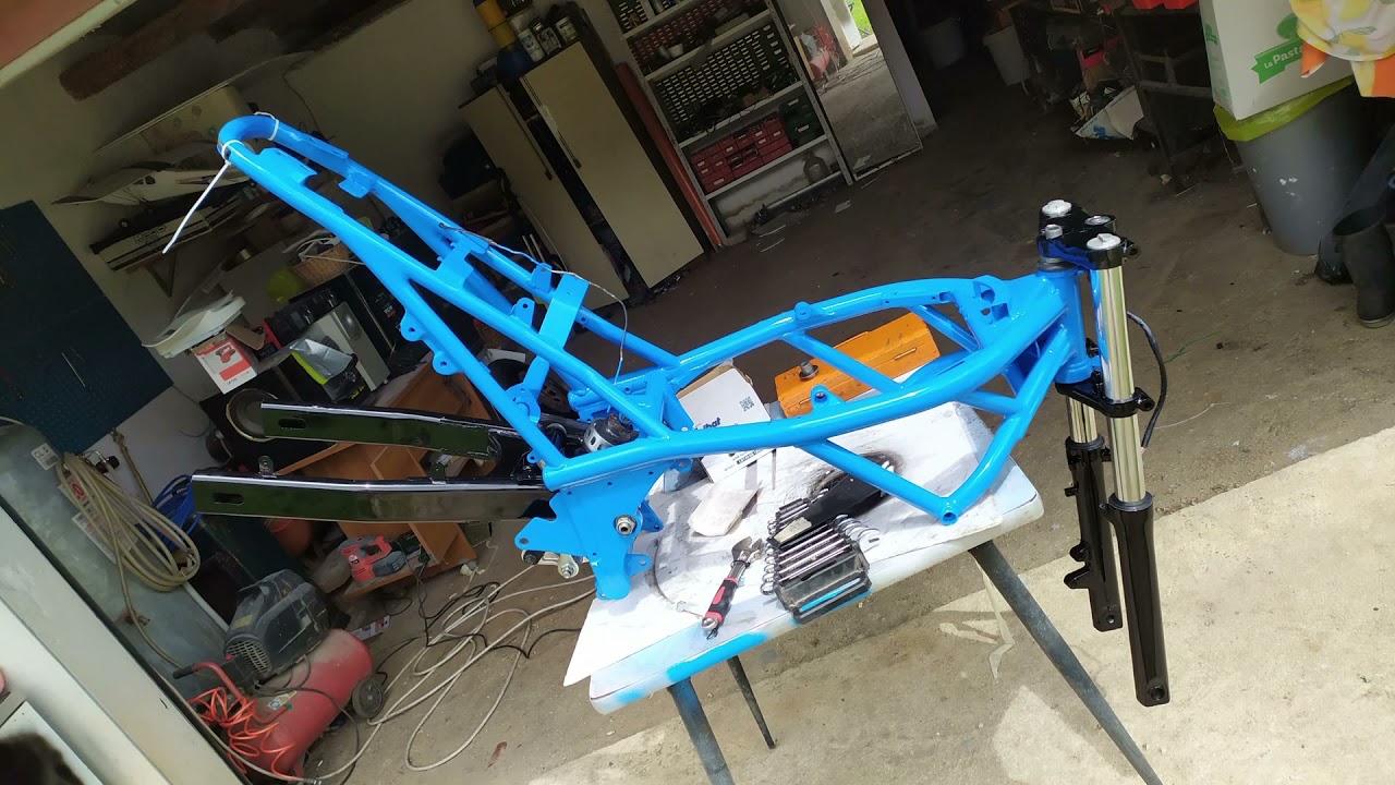 cafe racer suzuki bandit 1994 evoluzione e trasformazione