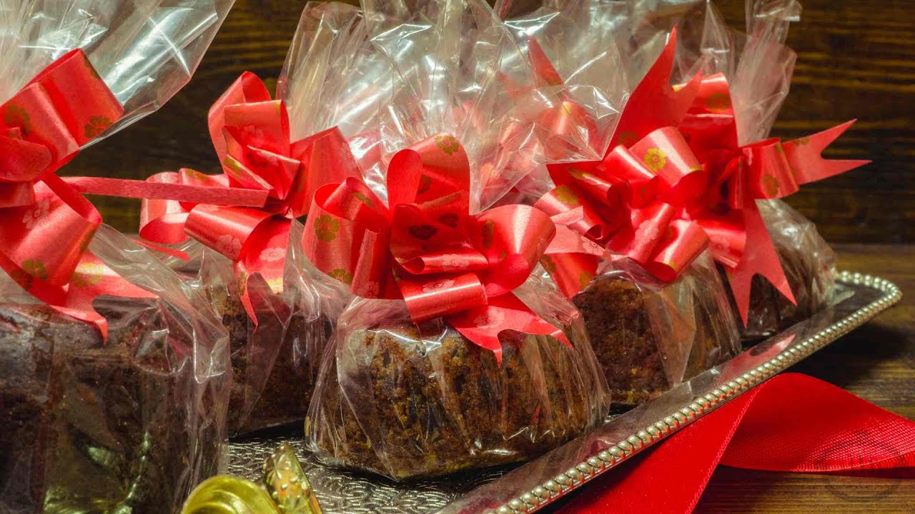 Mini Plum Cake -  Christmas Special | Eggless Baking Without Oven