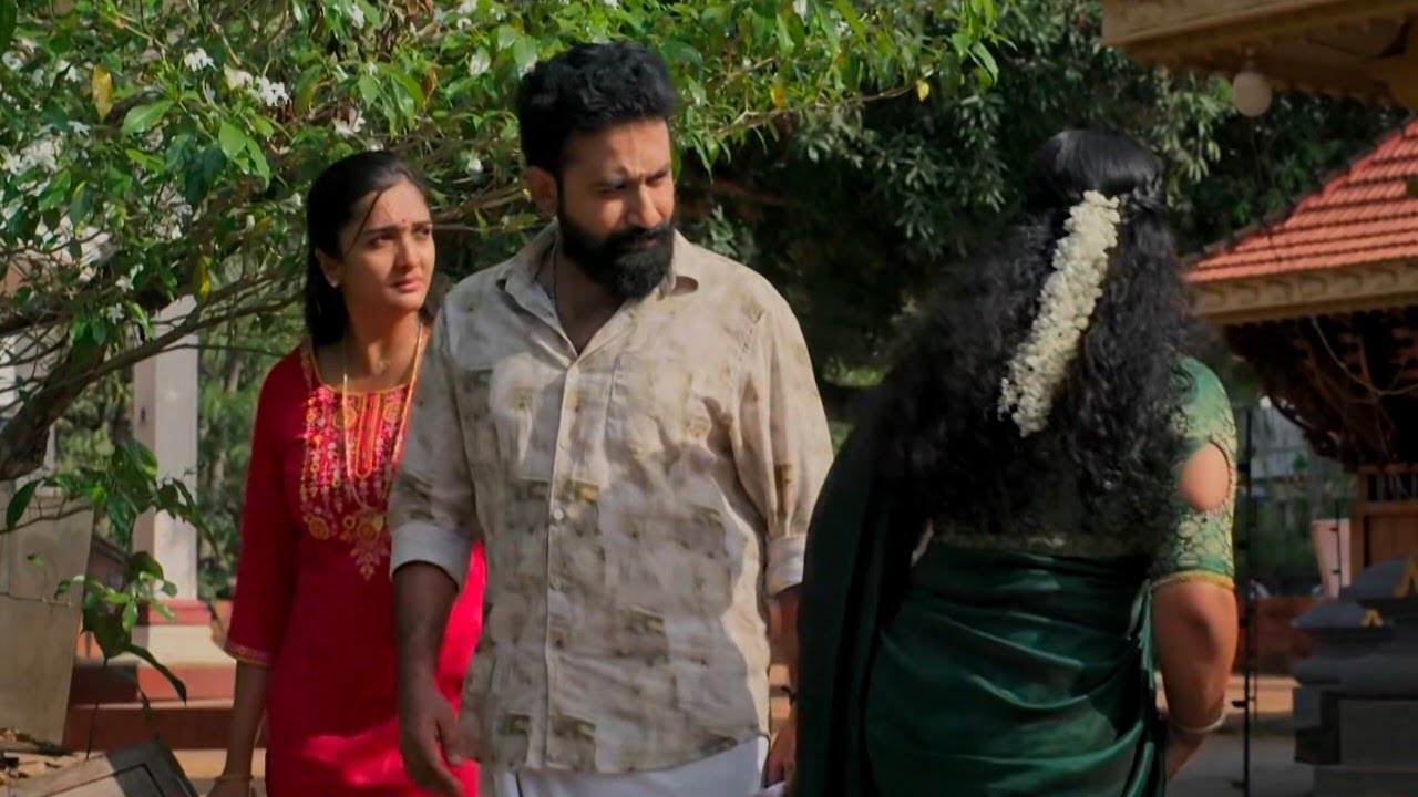 Pavithram today's episode വിക്രം മറ്റൊരു പെണ്ണിനെ നോക്കുന്നത് ഇഷ്ടപ്പെടാതെ വേദ 