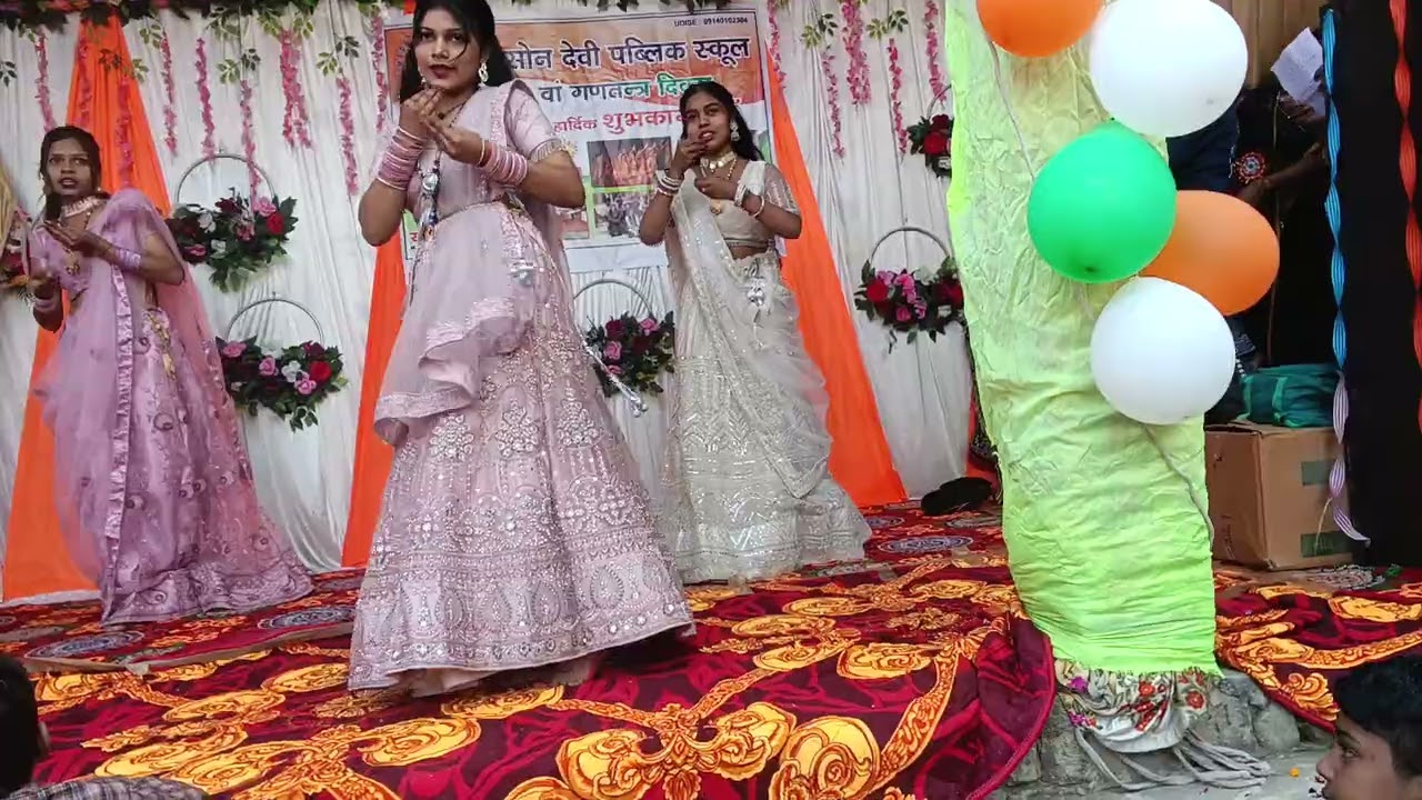 Meethe ras se bhario ri beautiful dance by students M S D public school Naugaon mathura 