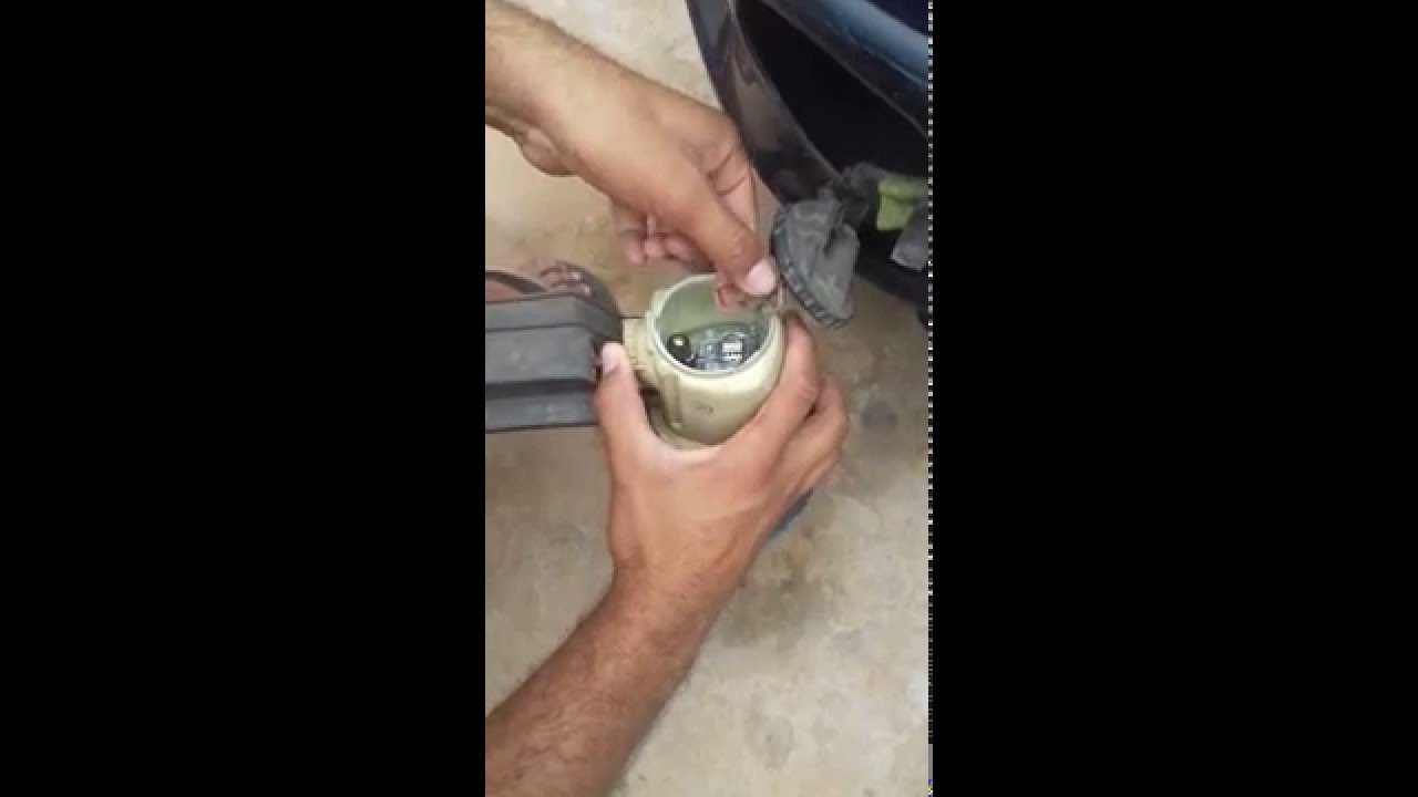 trocando farol de milha da marea