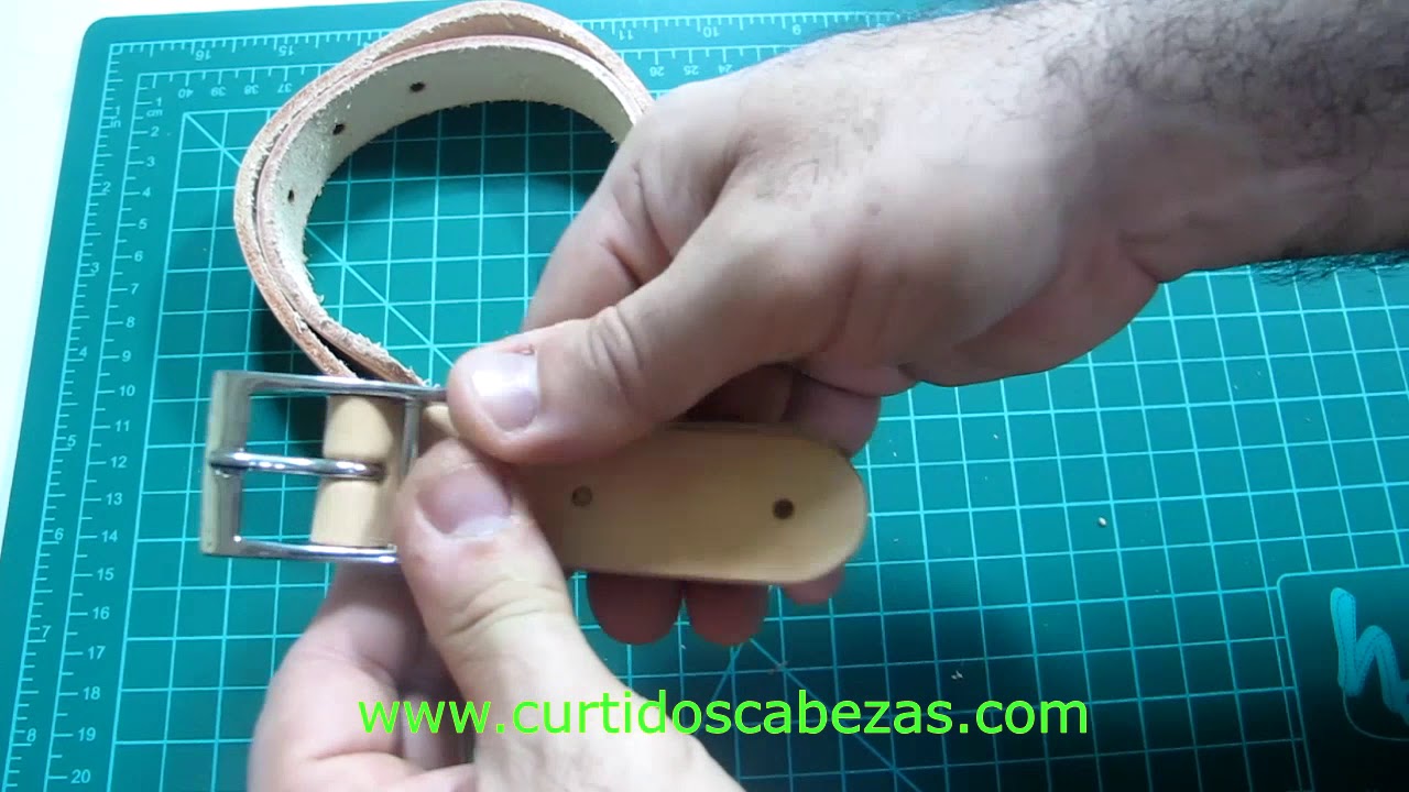 Como hacer un collar de perro de cuero.