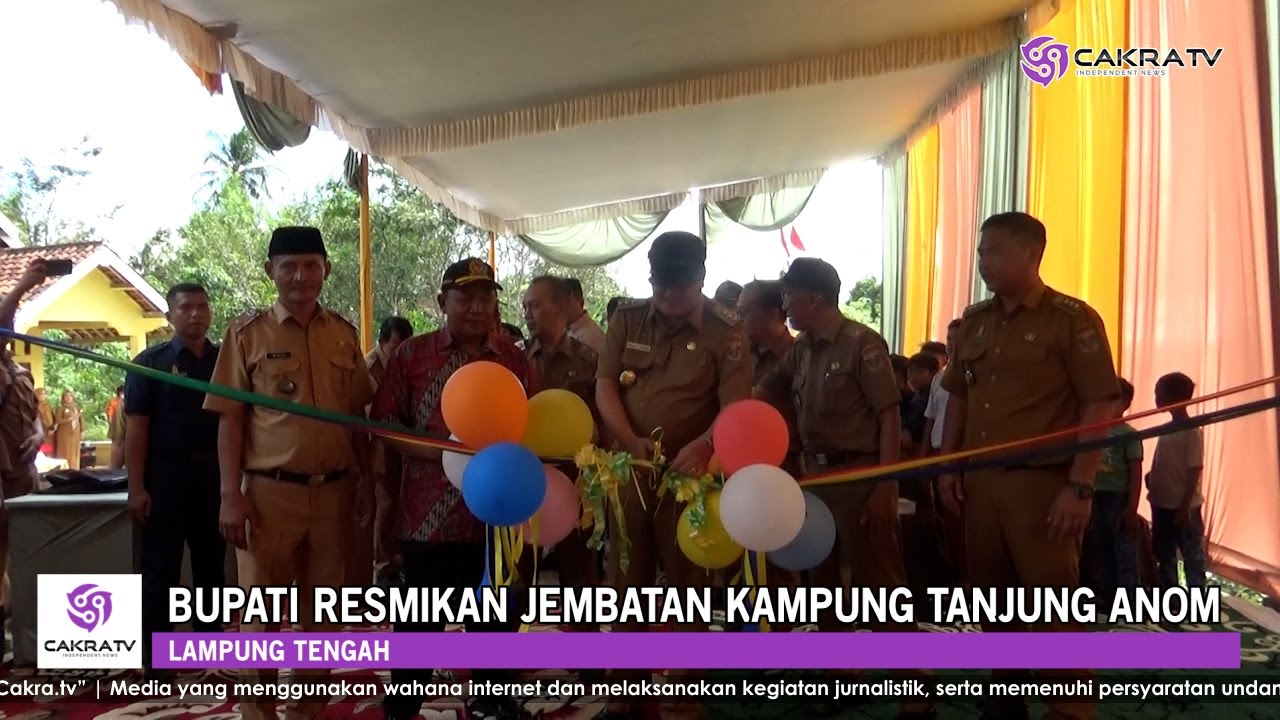 Bupati Lamteng Resmikan Jembatan Kampung Tanjung Anom