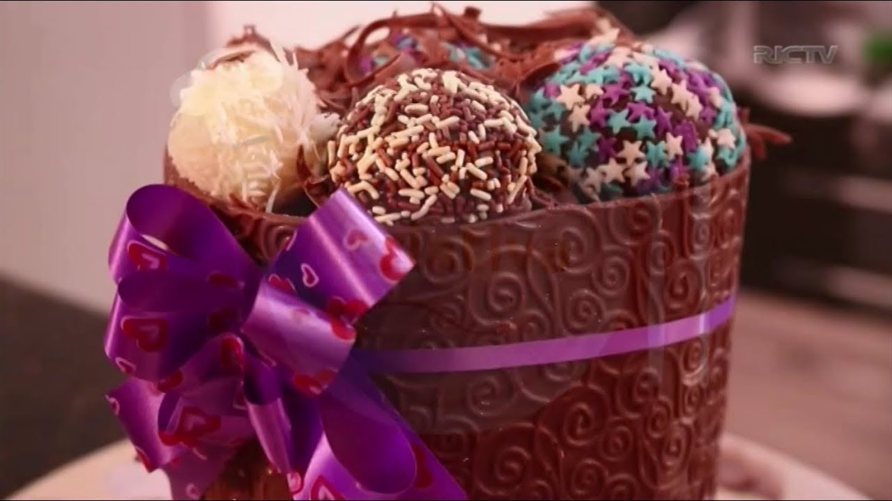 Panetone decorado: aprenda a fazer para a sua ceia de Natal