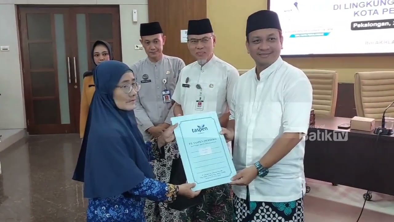 SYARAT PENSIUN DINI ASN MINIMAL USIA 50 TAHUN DAN MASA KERJA 20 TAHUN
