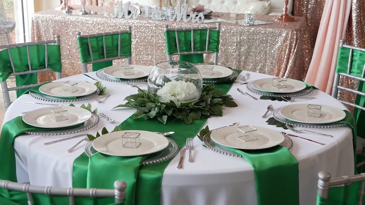 Emerald Green Tablescape Inspiration