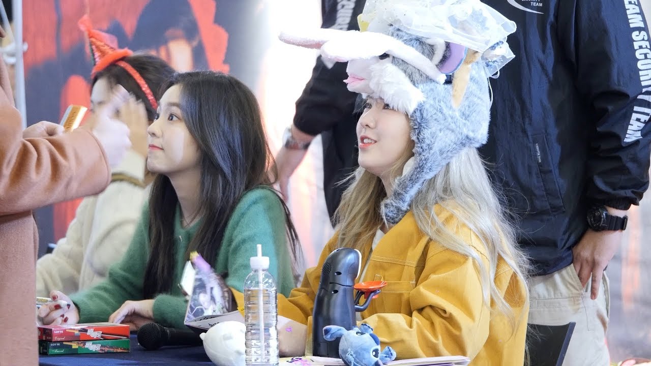 171123 웬디 Wendy focus 04 (feat. 아이린 Irene) 레드벨벳  팬싸인회 Red Velvet FanSign Event _ 여의도