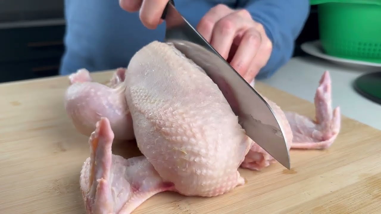 Простой жареный целый курицей с особенным маринадом! Идеально для семейных сборищ!
