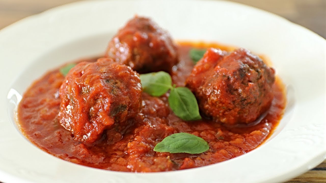 Meatballs in Tomato Sauce:Jamaican Cuisine