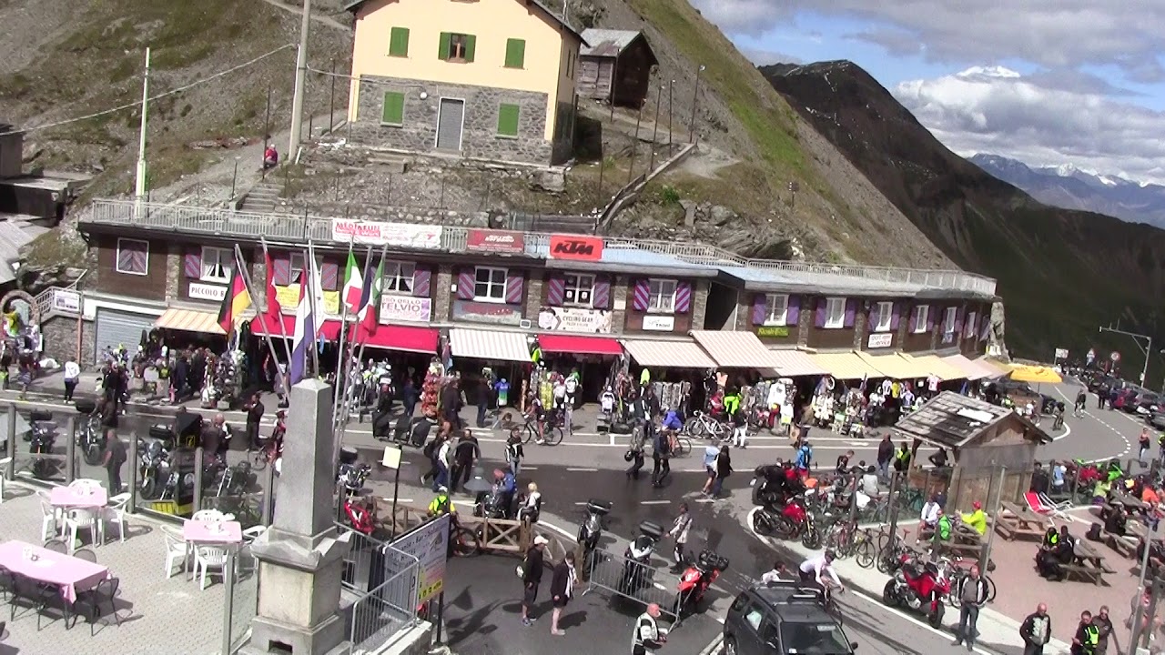 Passo dello Stelvio i tornanti