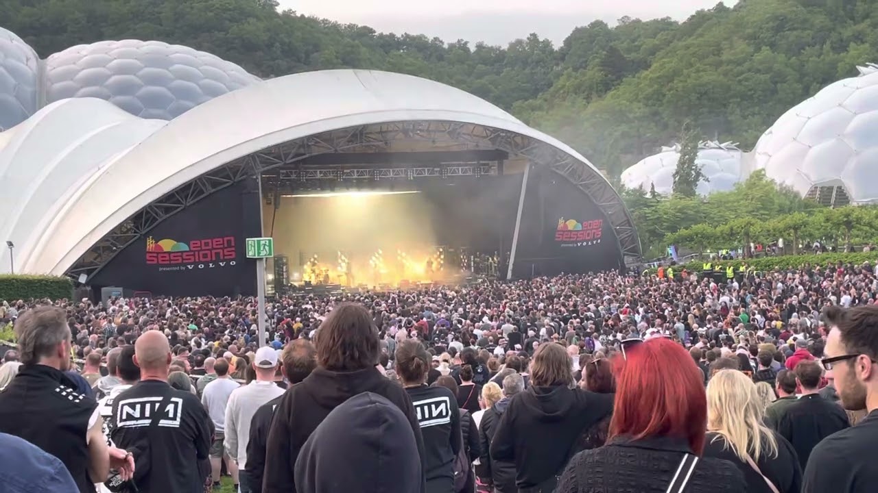 Nine inch nails Love is not enough Eden Project 2022