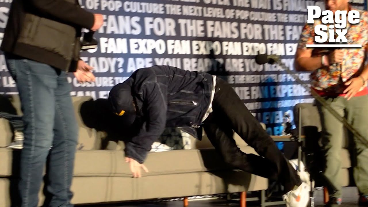Michael J. Fox falls onstage at &lsquo;Back to the Future&rsquo; expo amid Parkinson&rsquo;s battle