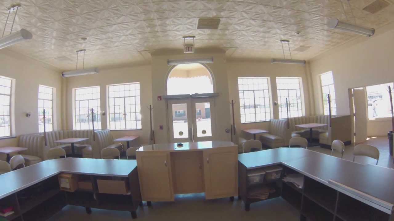 U Drop Inn on Historic U.S. Route 66 in Shamrock, Texas