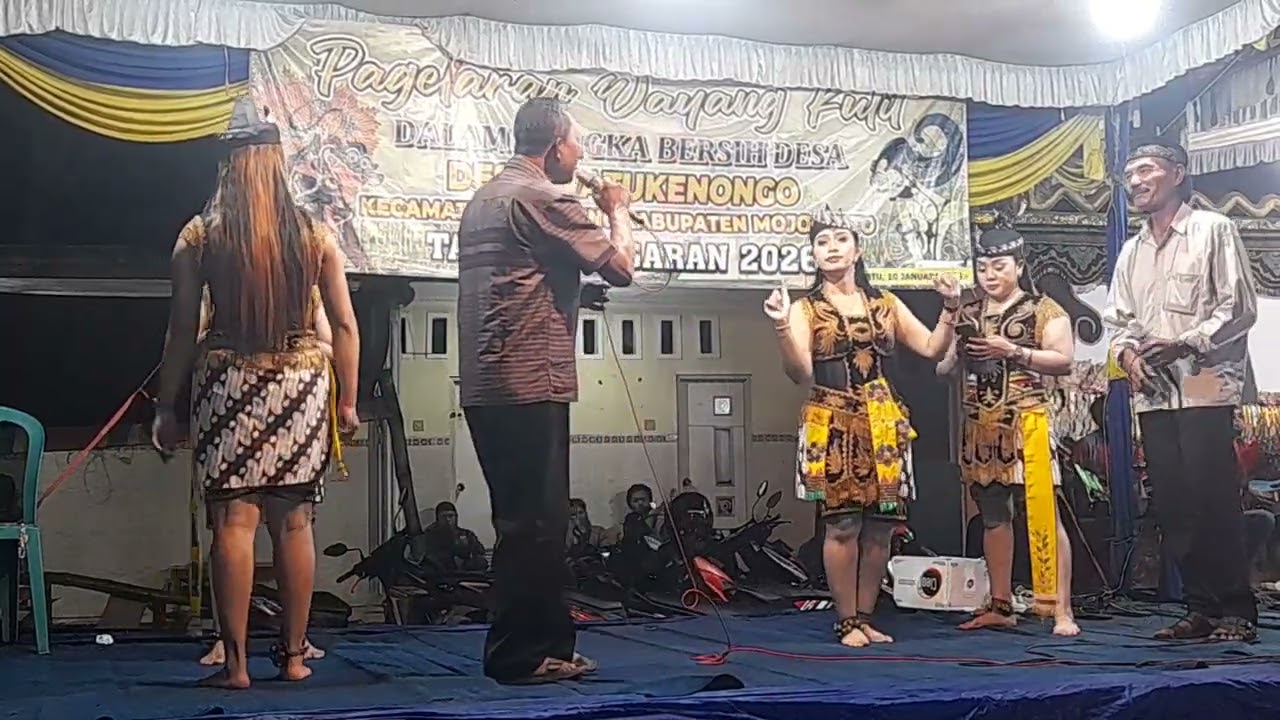 Seni: Tayub;..... Lagu Cinta Suci lanjut Tari Remo,.... Campursari Madyo Laras