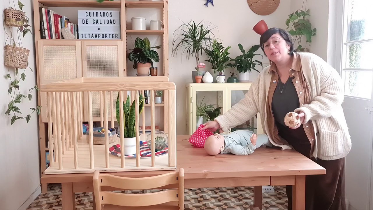 El pañuelo y la pelota Pikler