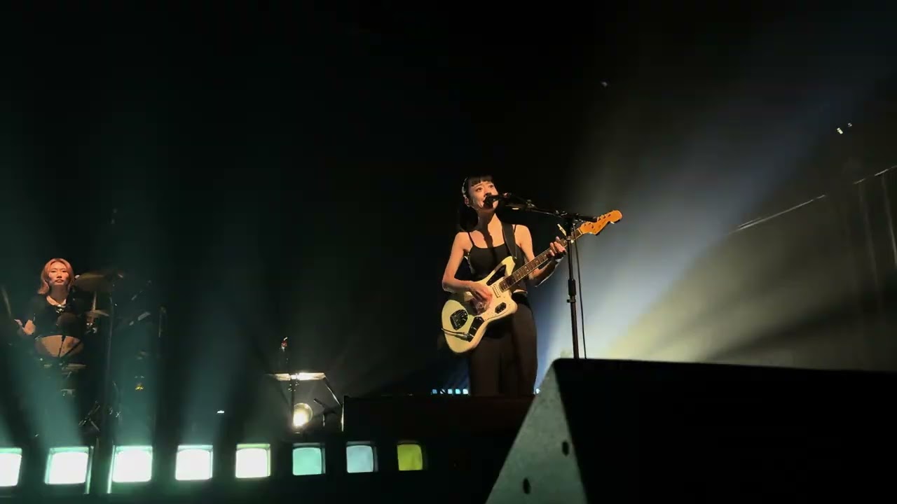 羊文学 Hitsujibungaku Right now, right here in 広州 Guangzhou [part 1/9] hopi + Feel + 1999 + Addiction