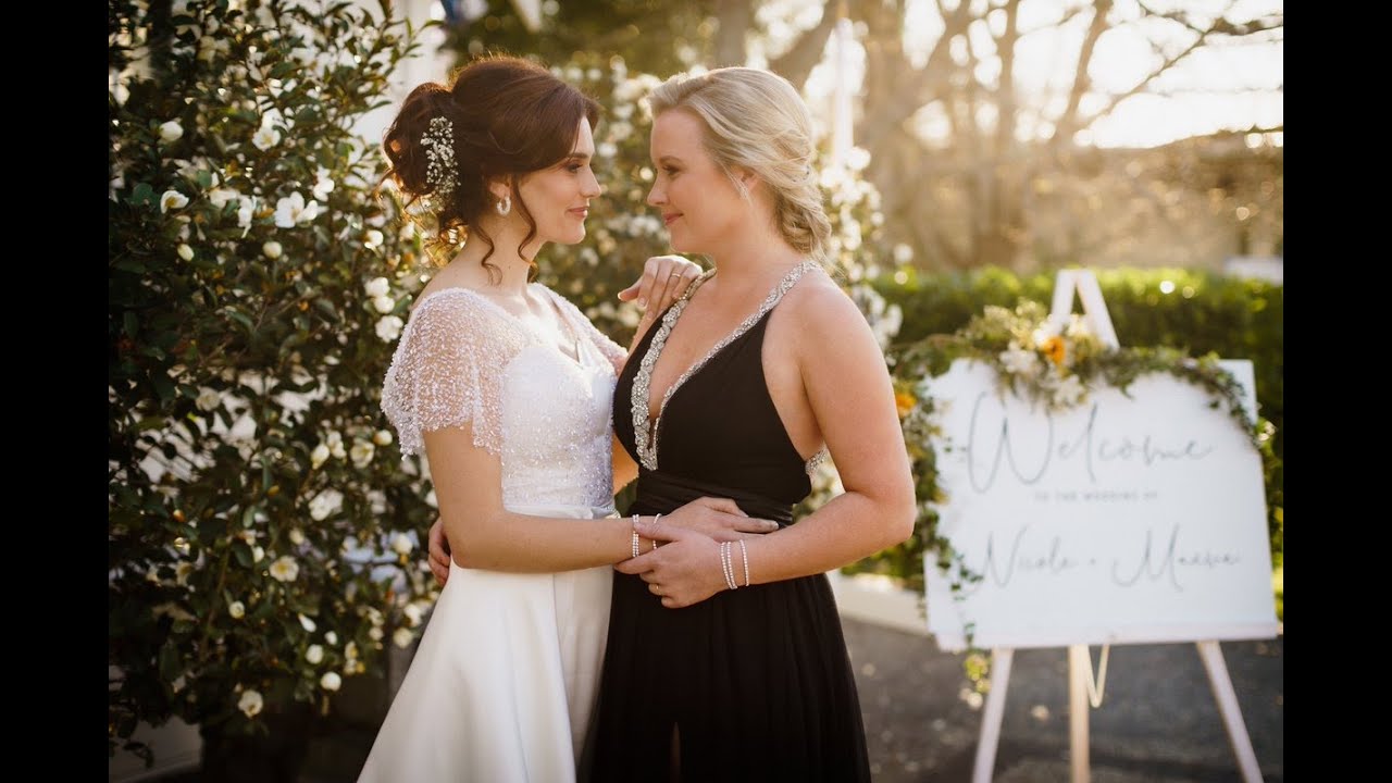 Nicole & Maeve | Come Kiss Me