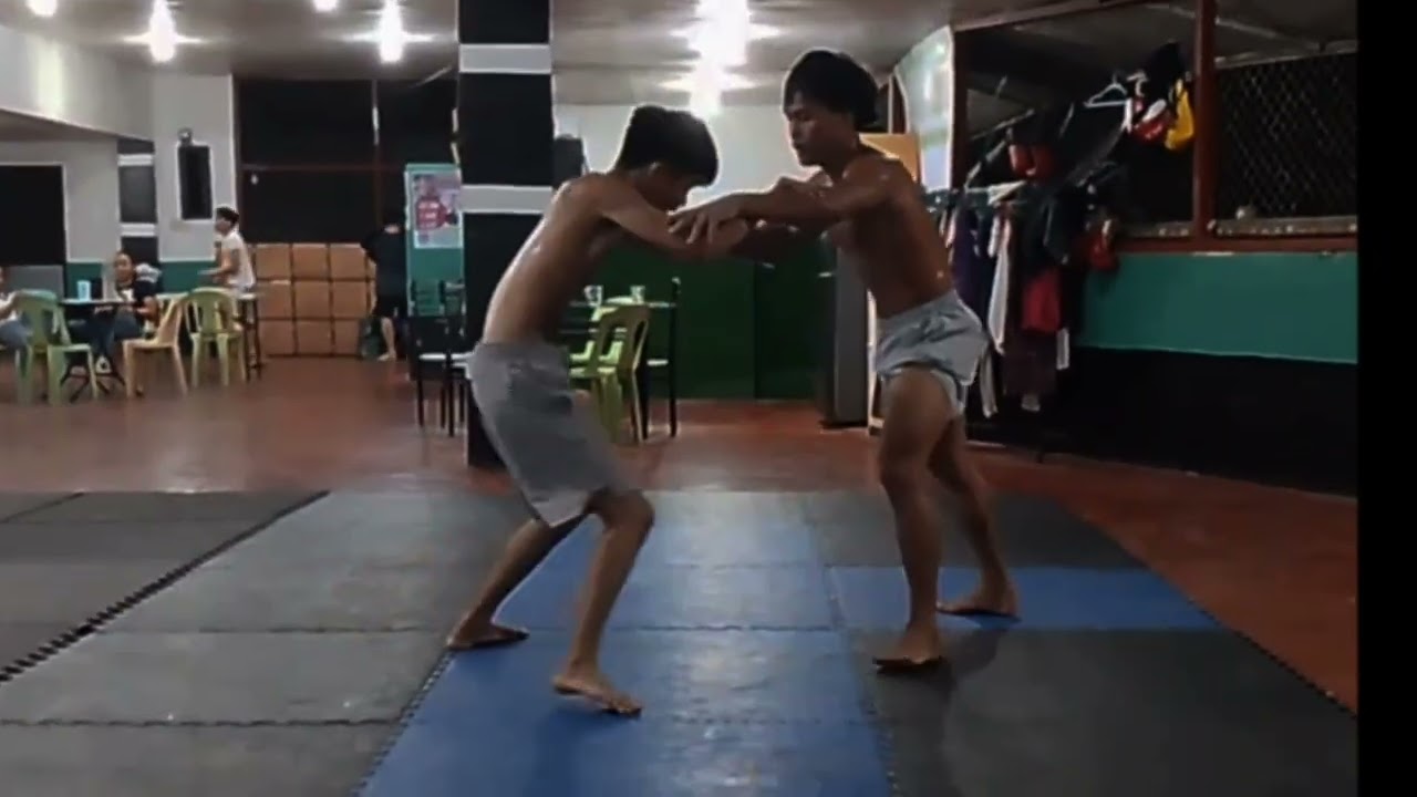 grappling game