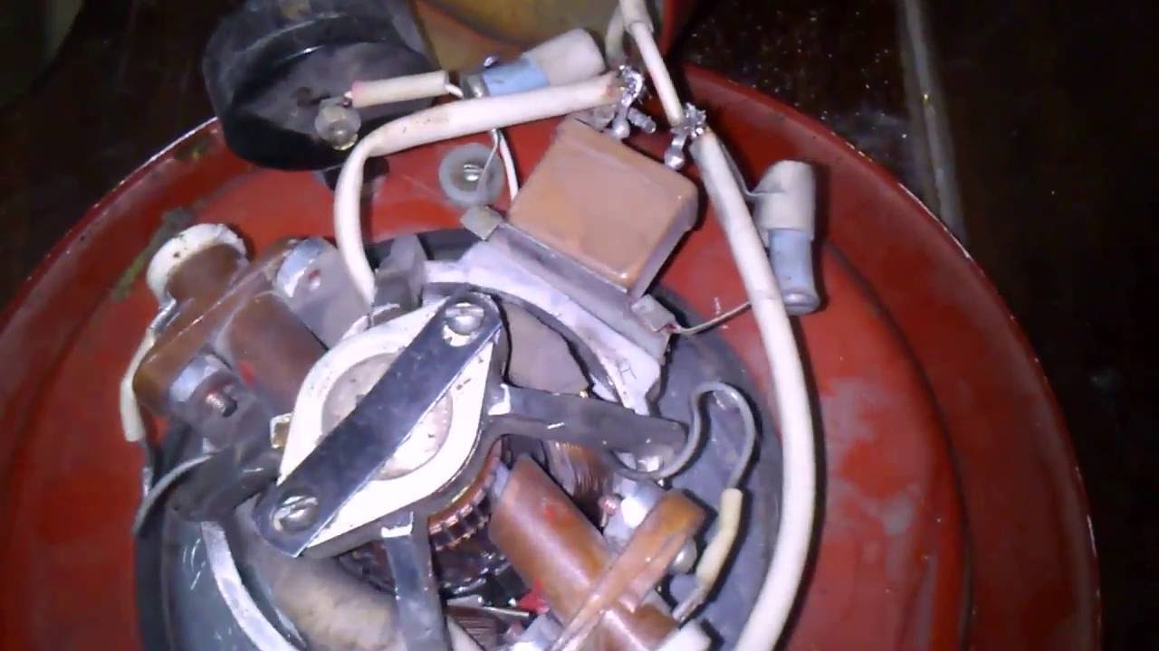 Разборка пылесоса Урал, для смазки подшипника. Vacuums Ural, bearing grease.
