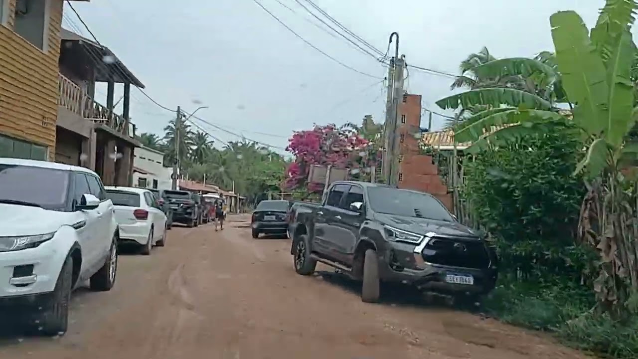Piçarra e lamaçal ou piso intertravado ?