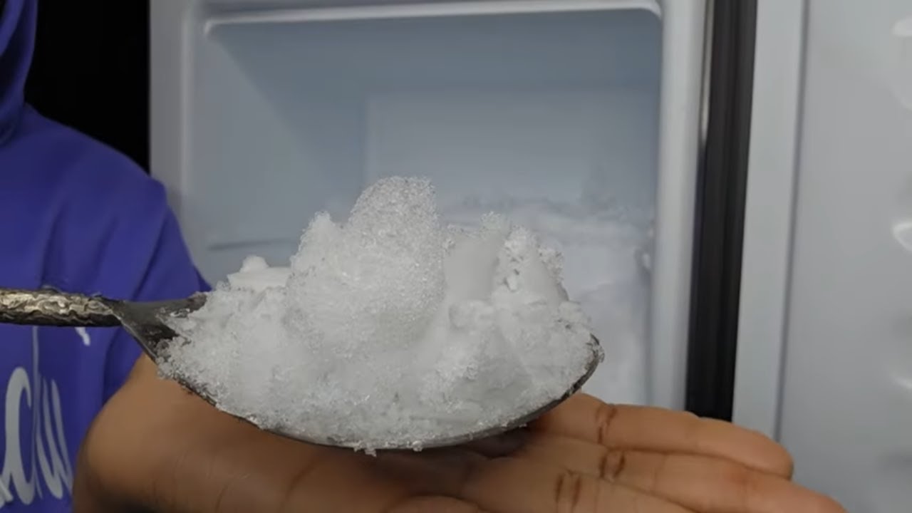 #cotf CRUNCHY SIDES | ROOF | TOP SHELF | TRAY | CLEARING FREEZER ALMOST FINISHED IT ALL | #asmr #ice